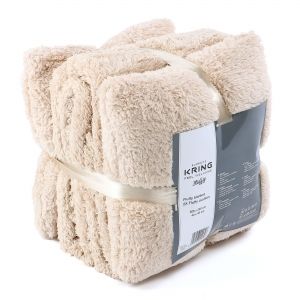 Комплект одеяло и възглавници Fluffy Basic, Бежов, 200 х 200см, 40 х 40 см, Имитация козина, 3 части