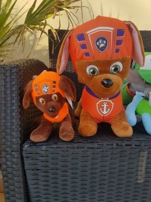 Плюшена играчка Paw patrol, Мега размер, Zuma, 25 Х 45 см