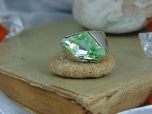 Сребърен пръстен за жена със Swarovski elements