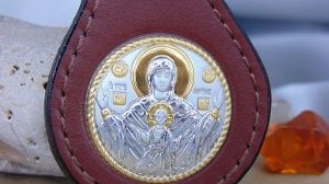 Ключодържател с икона Света Богородица "Неопиваща Чаша", Сребро 925, Кожа, 4.5 х 8 см