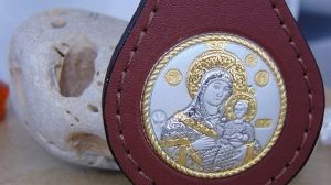 Ключодържател с икона Света Богородица Витлеемска, Сребро 925, Кожа, 4.5 х 8 см